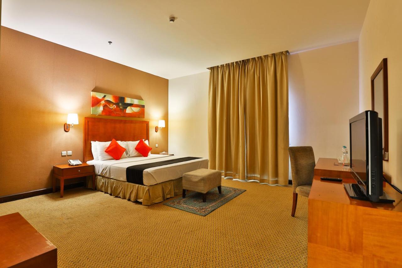 Hotel مينا بلازا الطائف Mena Plaza Taif Exterior foto